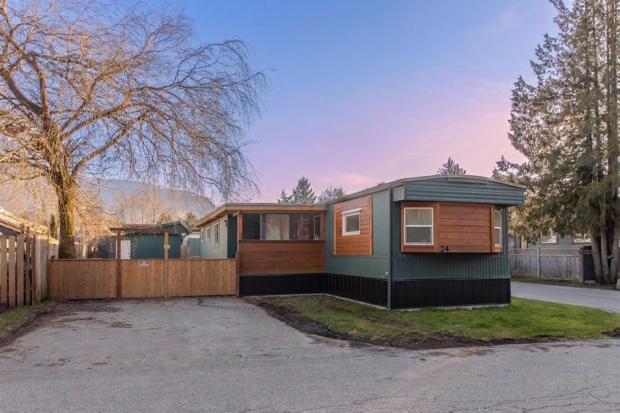 24-40157 Government Road, Squamish, BC, V8B 0N7