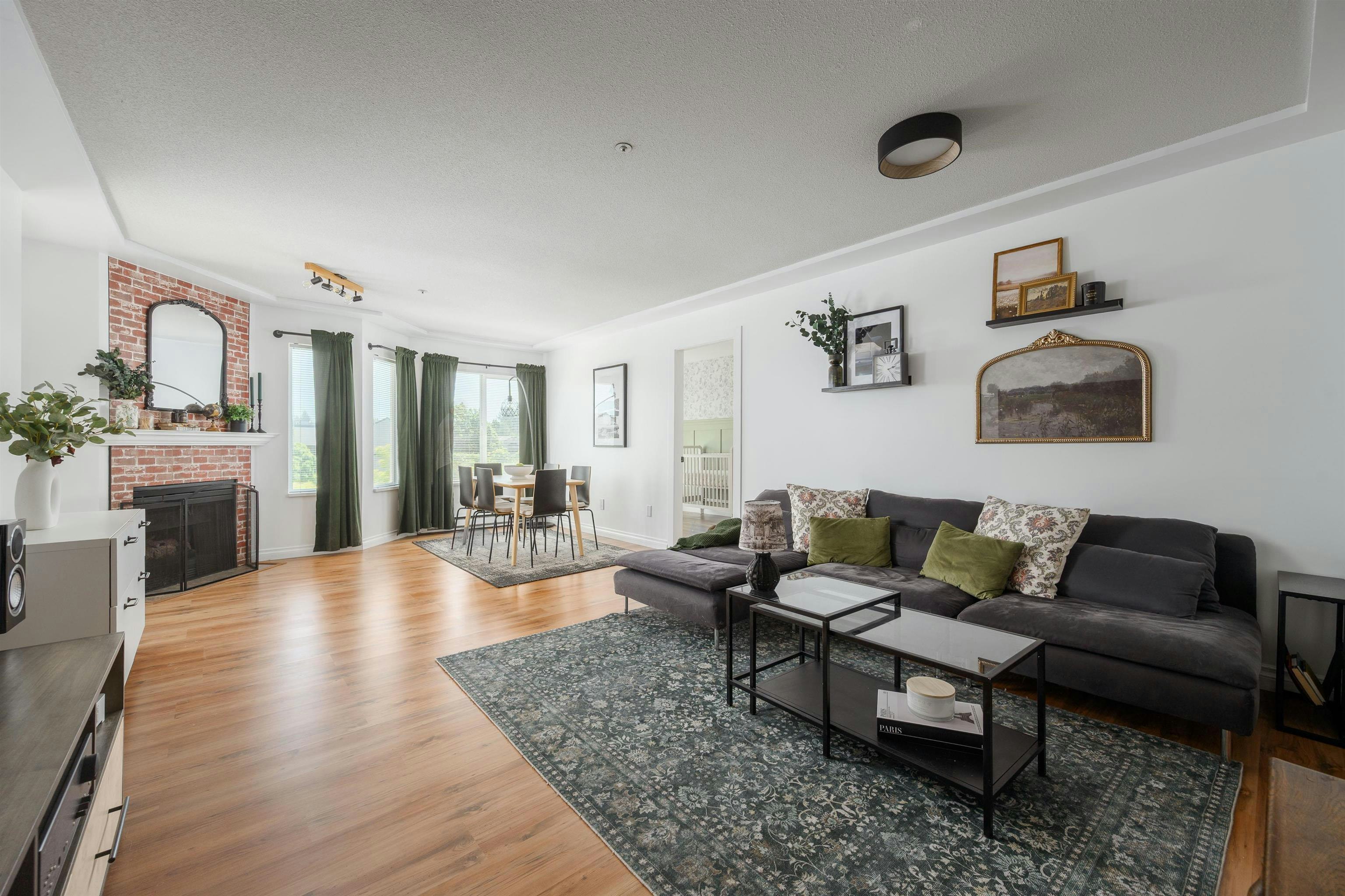 408-20443 53 Avenue - 2