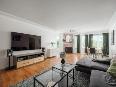 408-20443 53 Avenue - 3