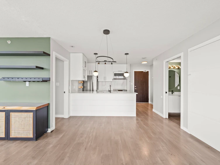 2202-689 Abbott Street, Vancouver, BC, V6B 0J2 - 9