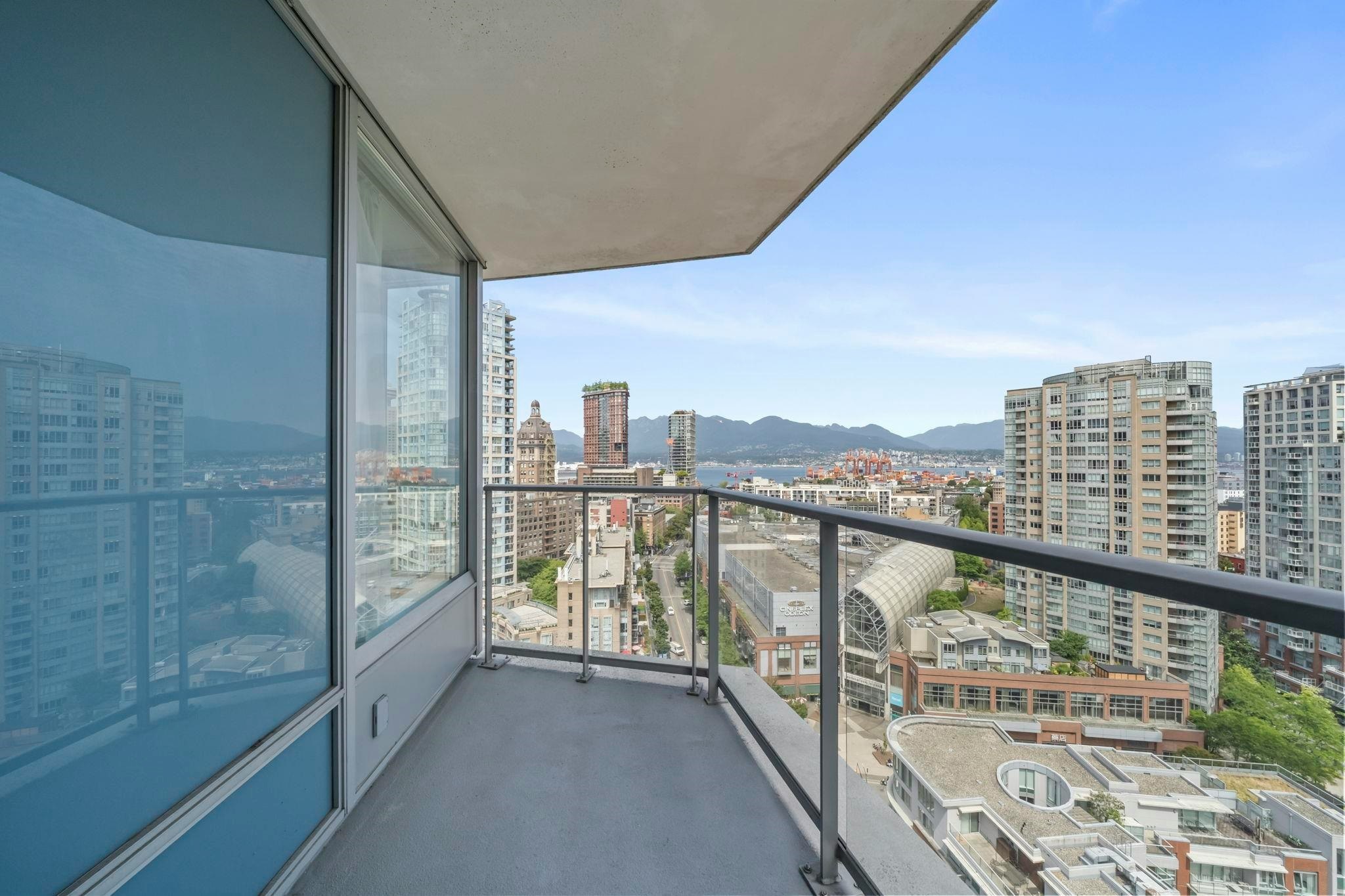 2202-689 Abbott Street, Vancouver, BC, V6B 0J2 - 25