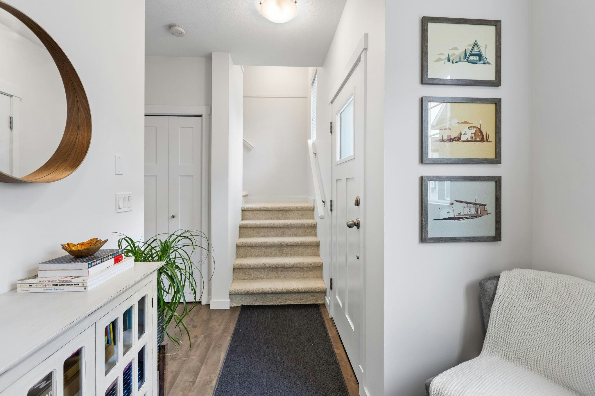 11-11272 240 Street - 4