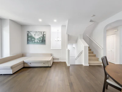 44-7233 Heather Street - 5