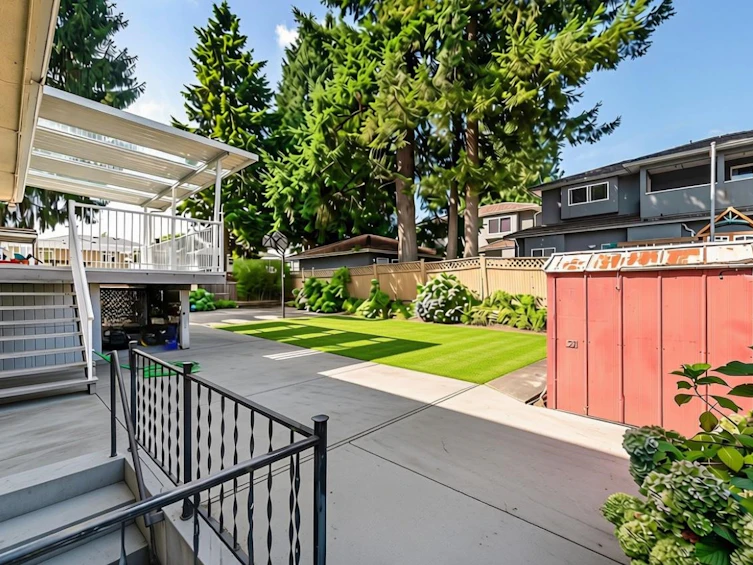 675 Duncan Avenue, Burnaby, BC, V5B 4M1 - 16