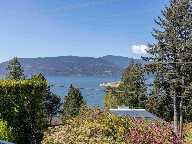 6248 Wellington Avenue, West Vancouver, BC, V7W 2H4 - 15