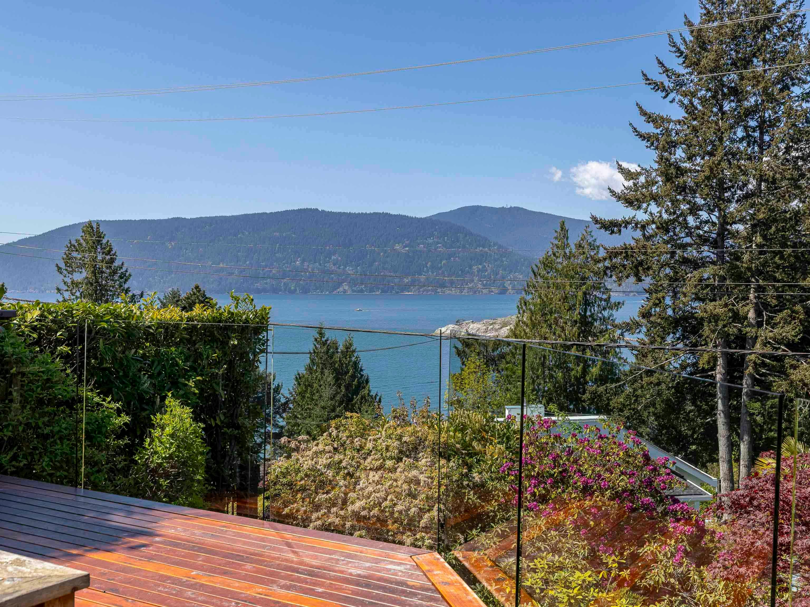 6248 Wellington Avenue, West Vancouver, BC, V7W 2H4 - 14
