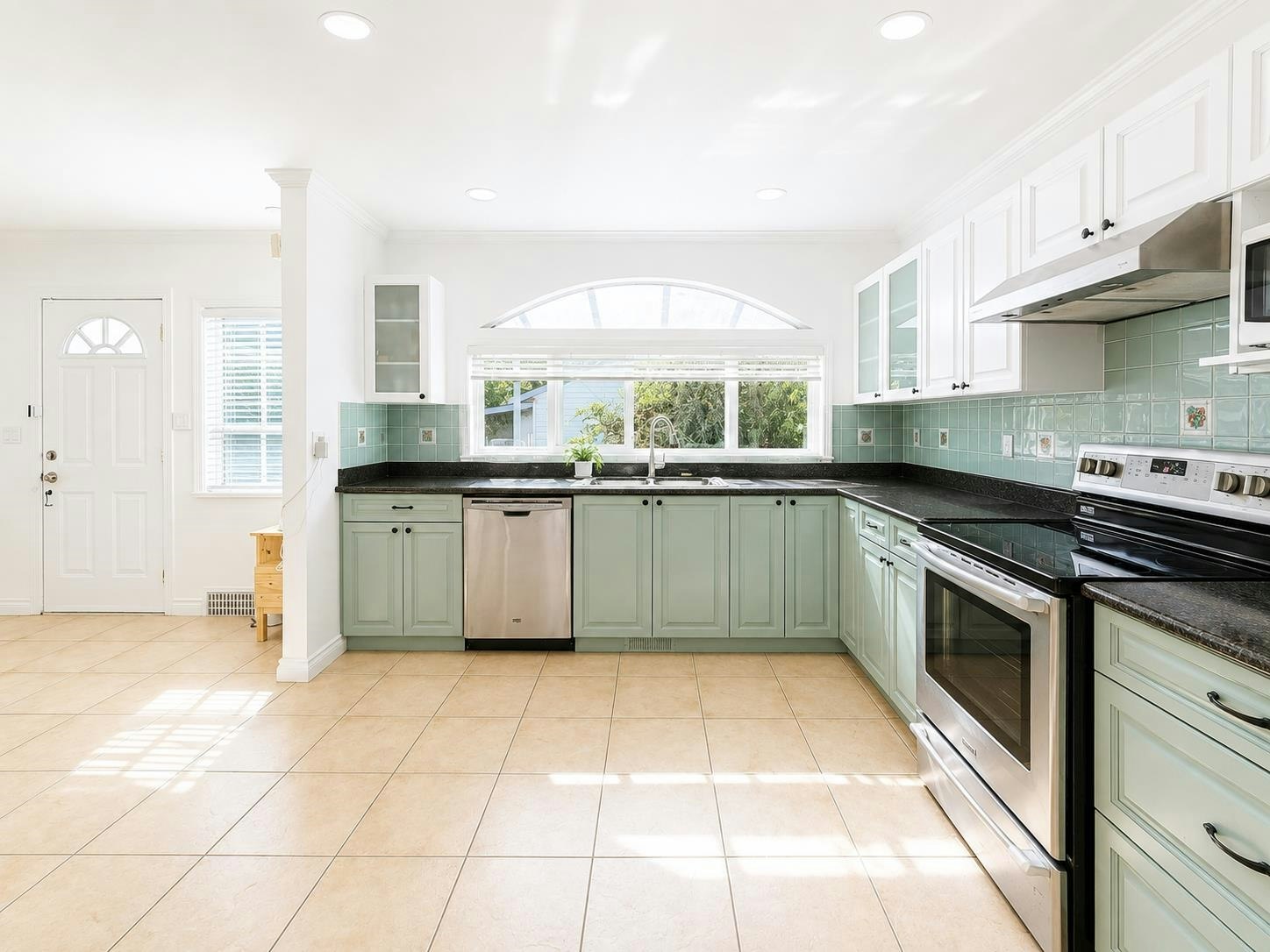 5809 Selkirk Street, Vancouver, BC, V6M 2Y5 - 8