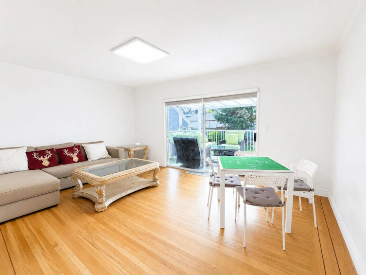 5809 Selkirk Street, Vancouver, BC, V6M 2Y5 - 4