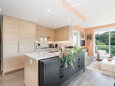 707-305 Morrissey Road - 5