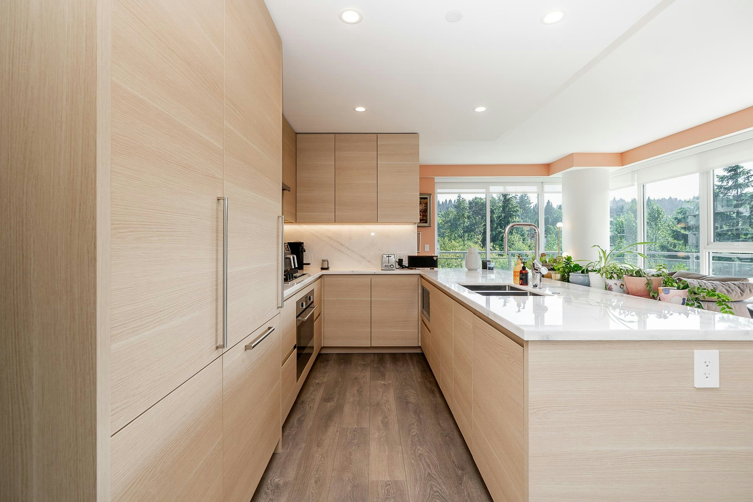 707-305 Morrissey Road - 4