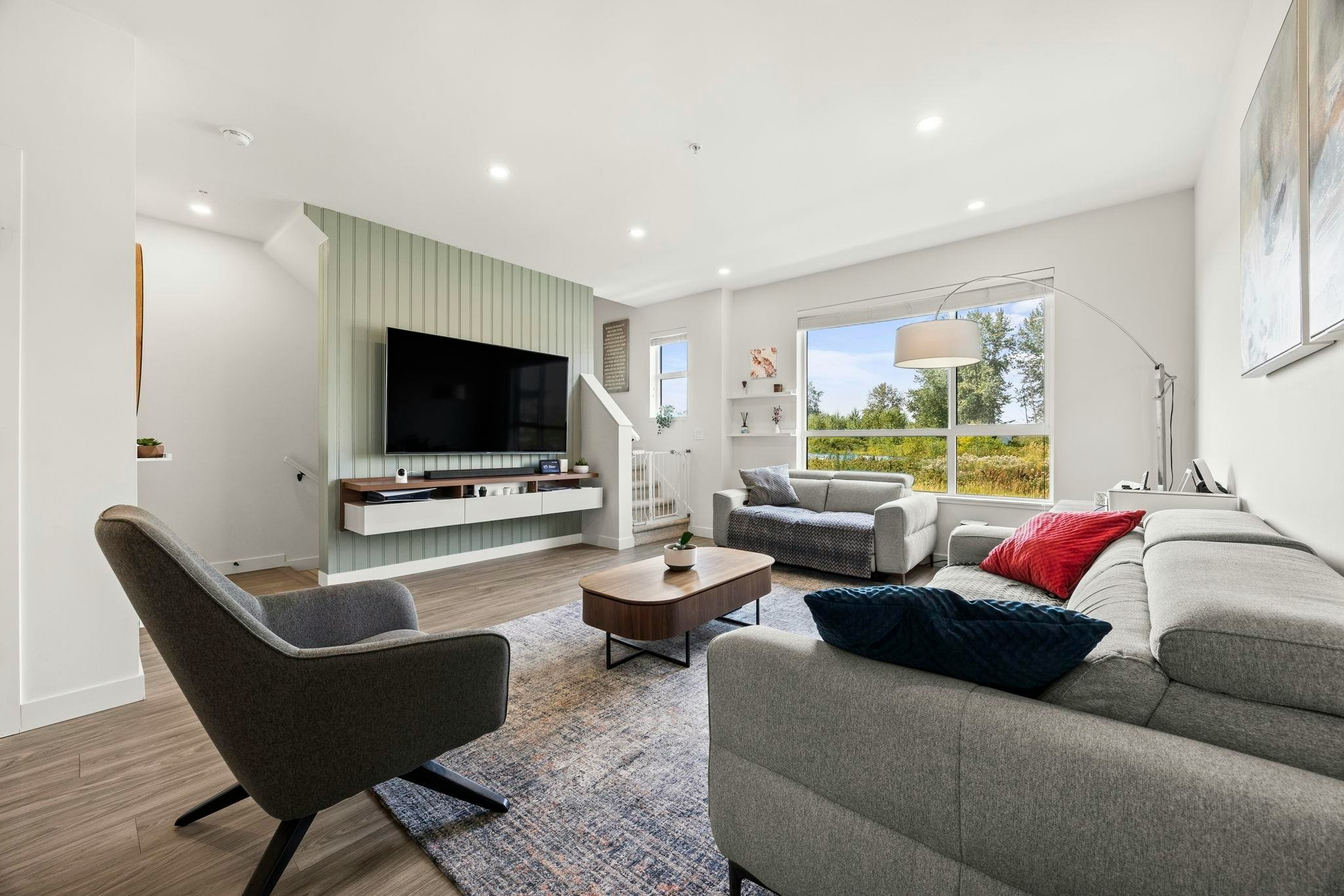 15-20150 81 Avenue - 2
