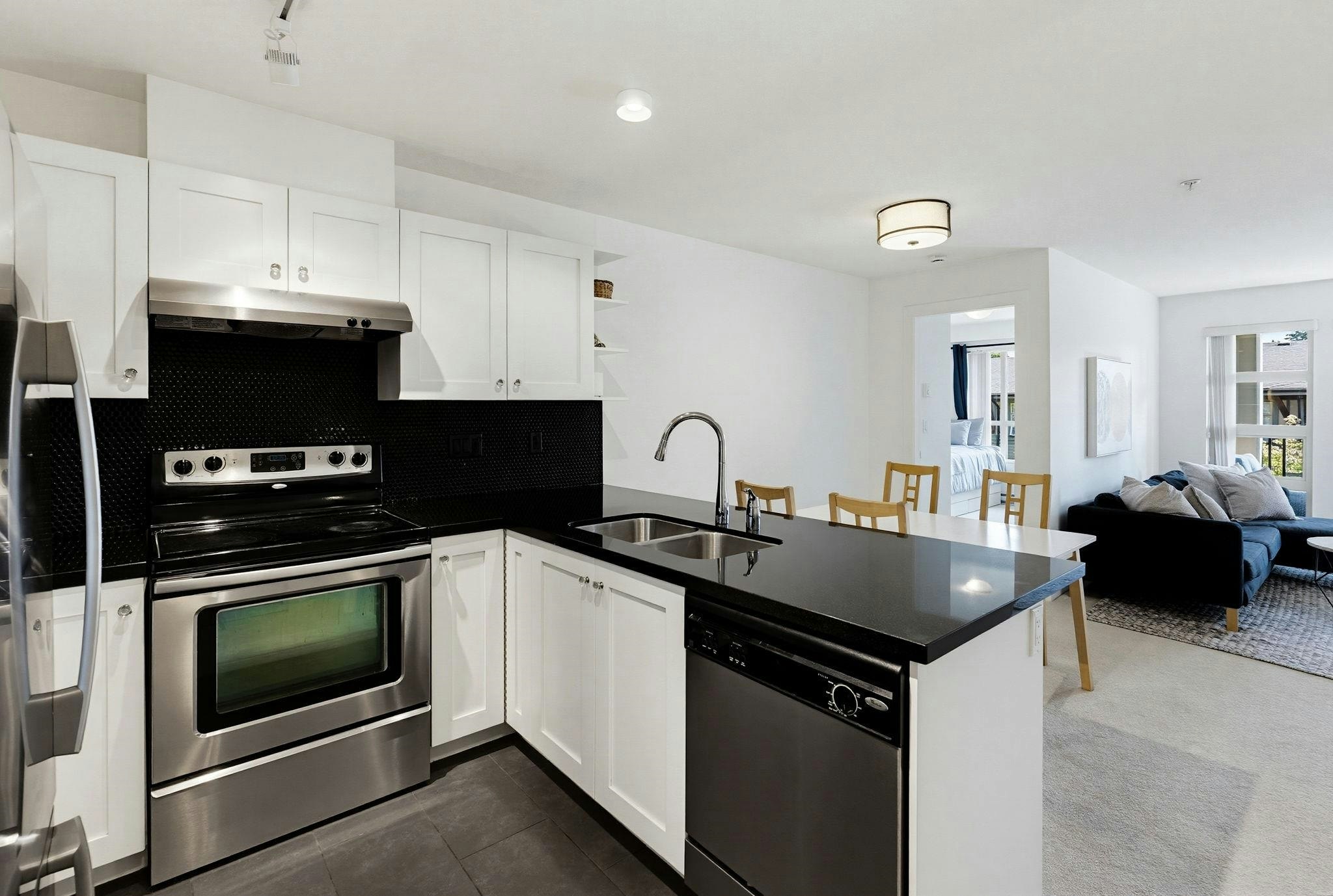 213-738 E 29th Avenue, Vancouver, BC, V5V 0B6 - 9