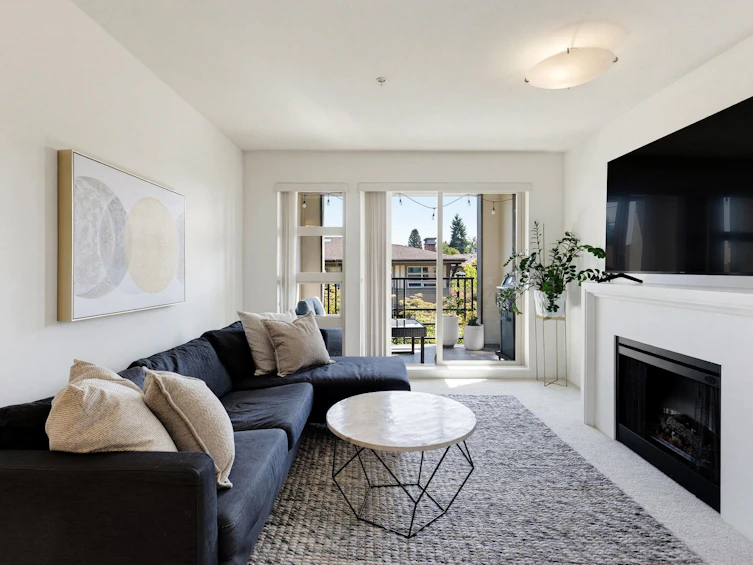 213-738 E 29th Avenue, Vancouver, BC, V5V 0B6 - 2
