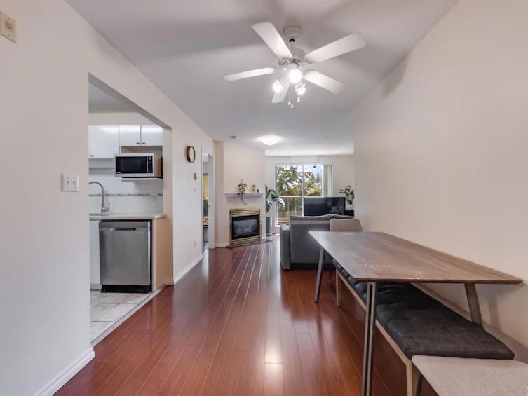 209-5818 Lincoln Street, Vancouver, BC, V5R 4P7 - 18
