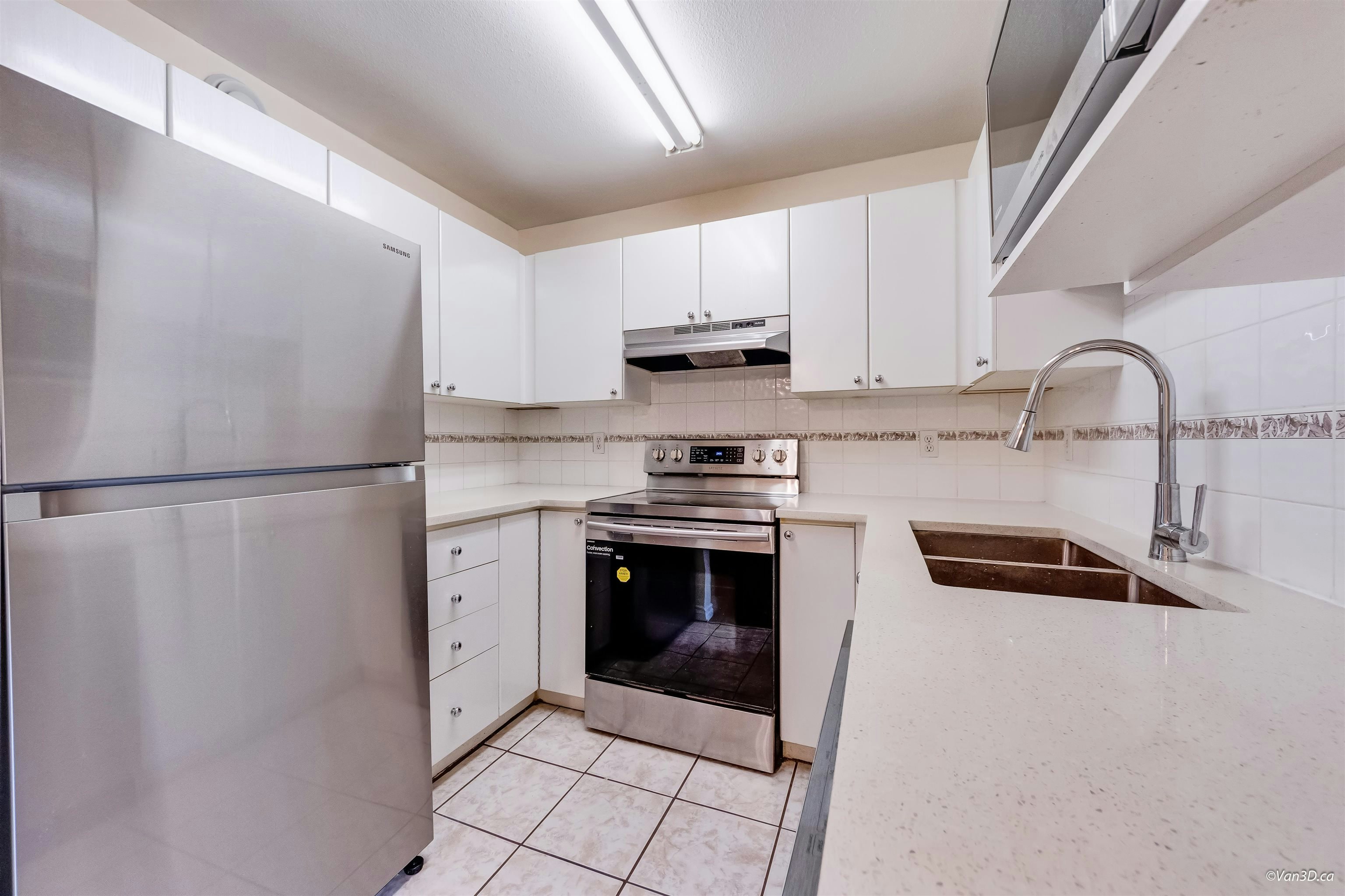 209-5818 Lincoln Street, Vancouver, BC, V5R 4P7 - 14