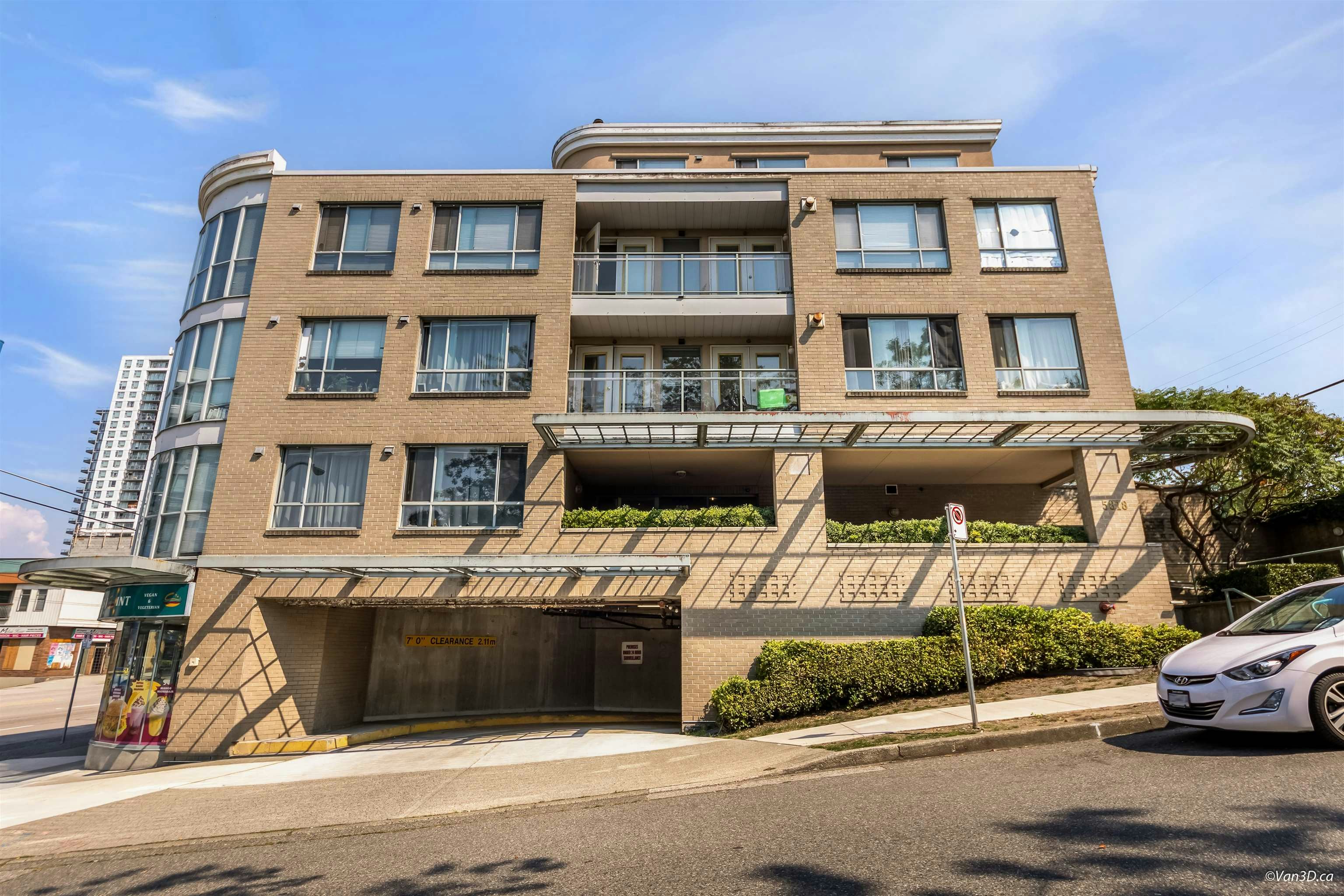 209-5818 Lincoln Street, Vancouver, BC, V5R 4P7 - 22