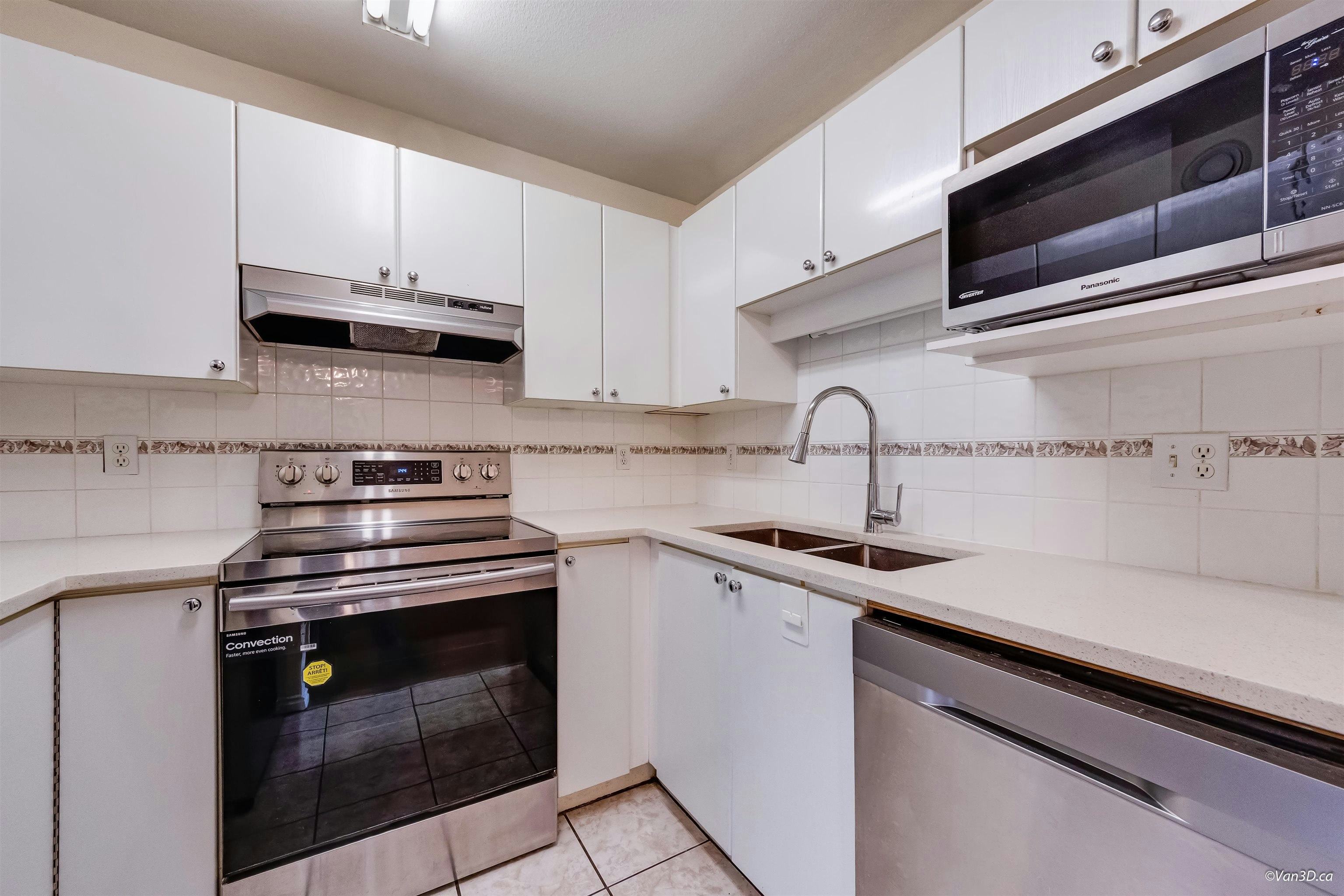 209-5818 Lincoln Street, Vancouver, BC, V5R 4P7 - 13