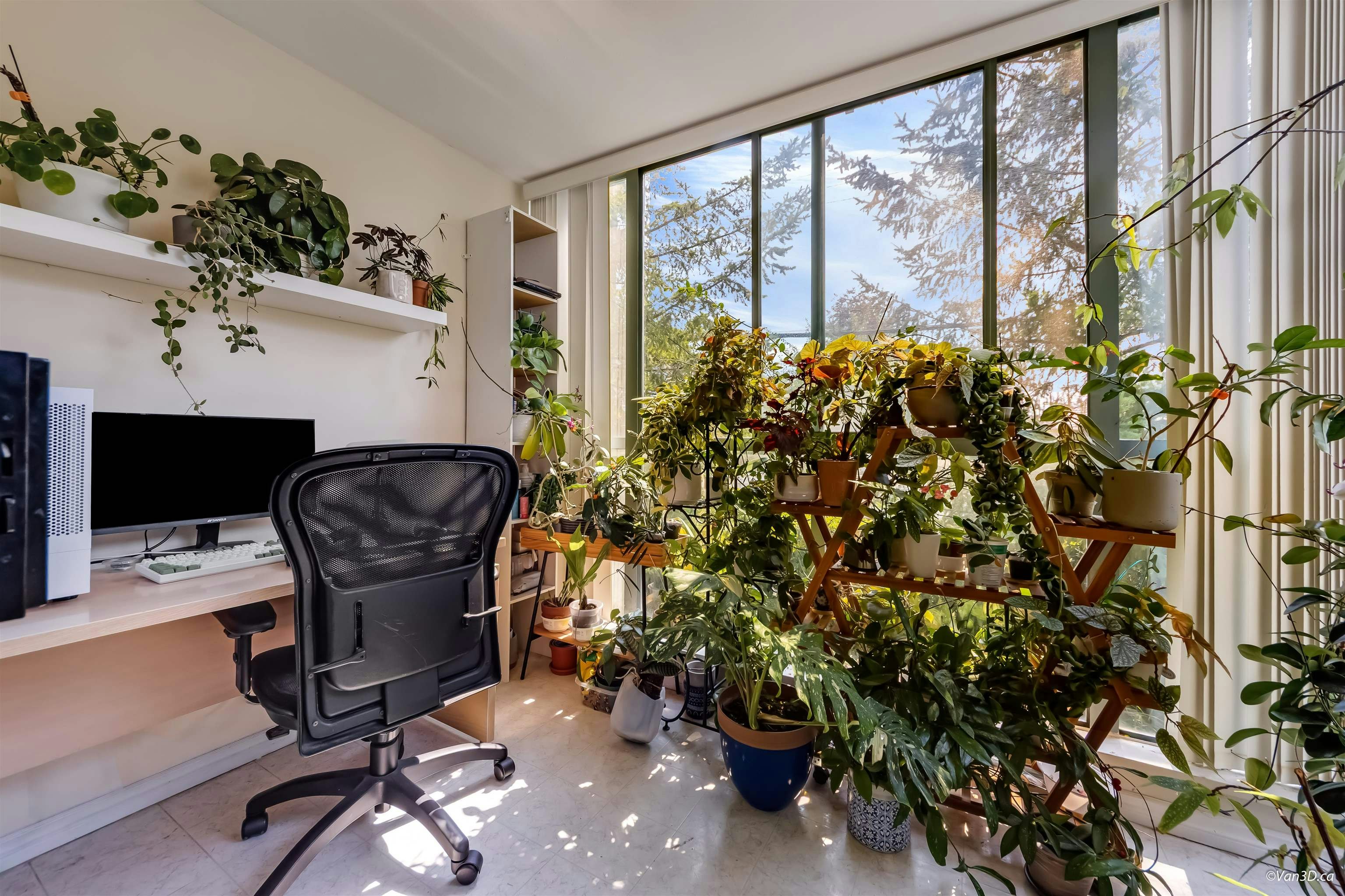 209-5818 Lincoln Street, Vancouver, BC, V5R 4P7 - 17