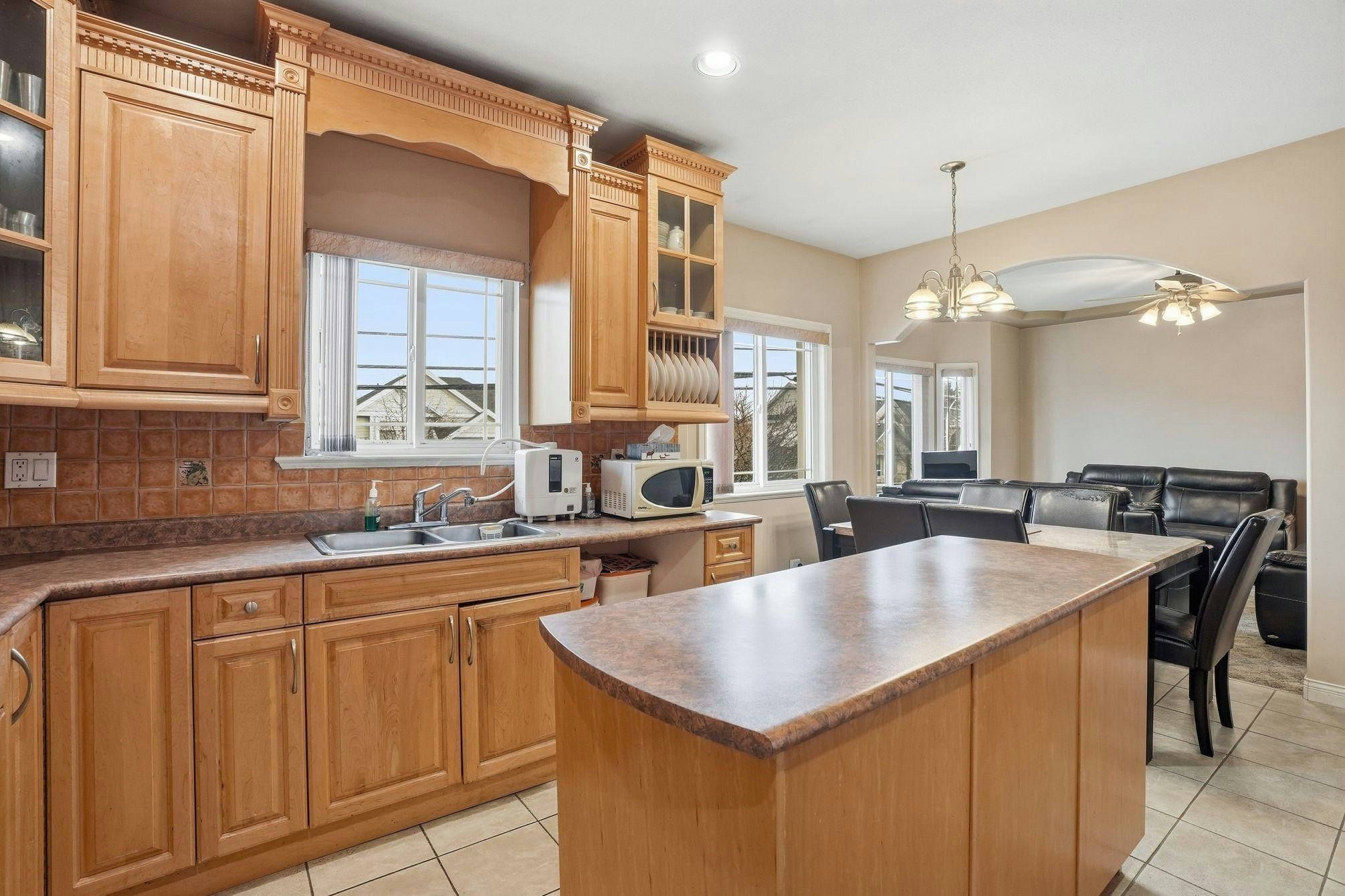 6593 125a Street, Surrey, BC, V3W 6S9 - 12
