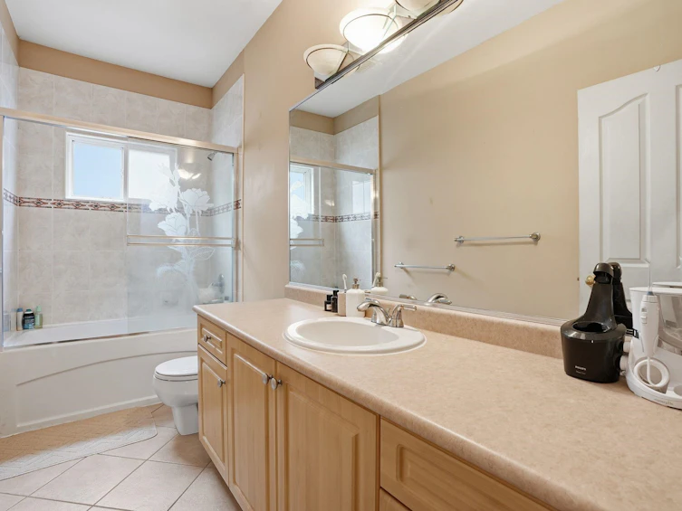6593 125a Street, Surrey, BC, V3W 6S9 - 17
