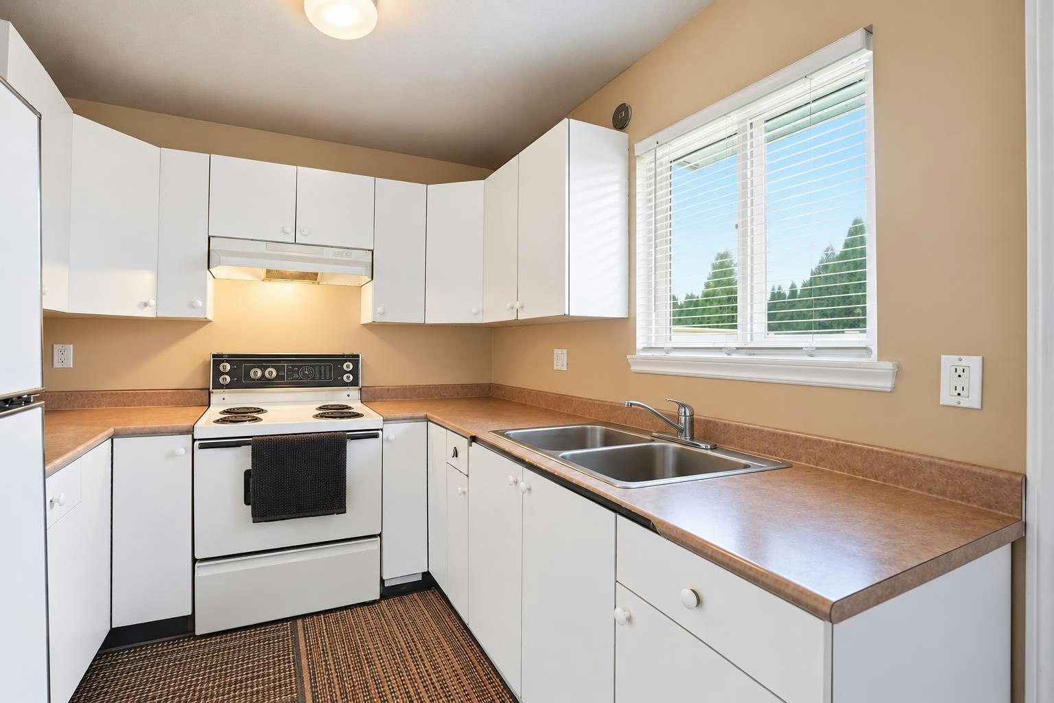 6593 125a Street, Surrey, BC, V3W 6S9 - 18