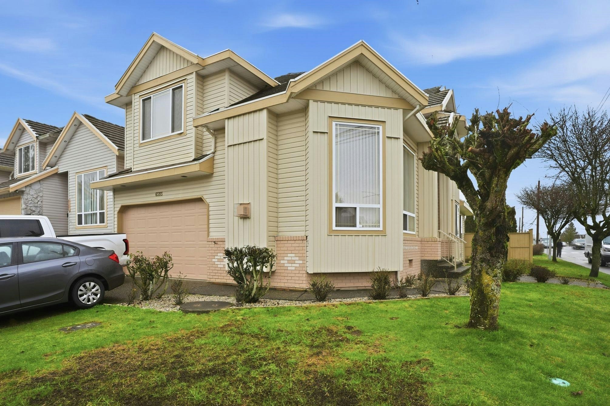 6593 125a Street - 2