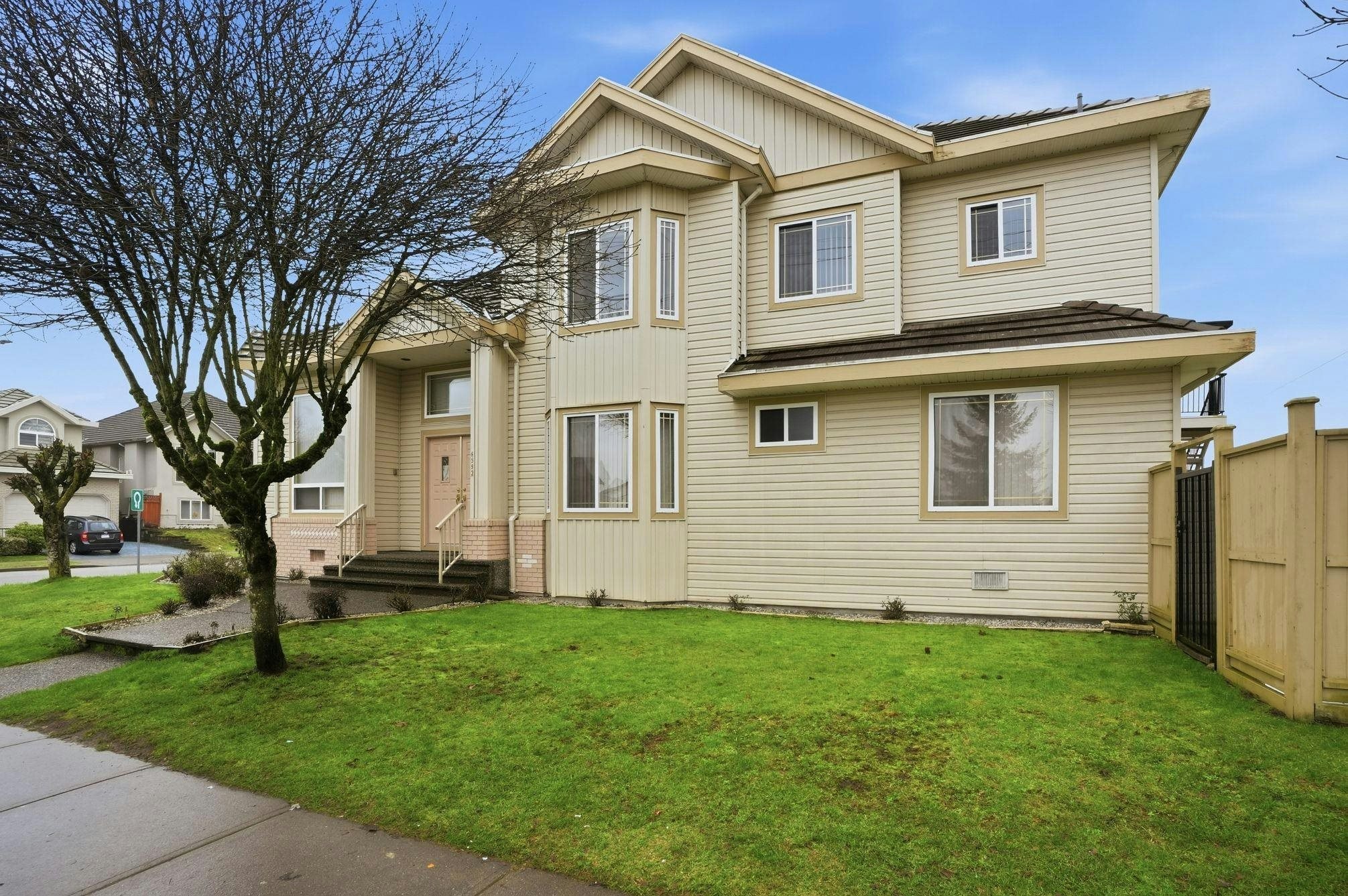 6593 125a Street, Surrey, BC, V3W 6S9