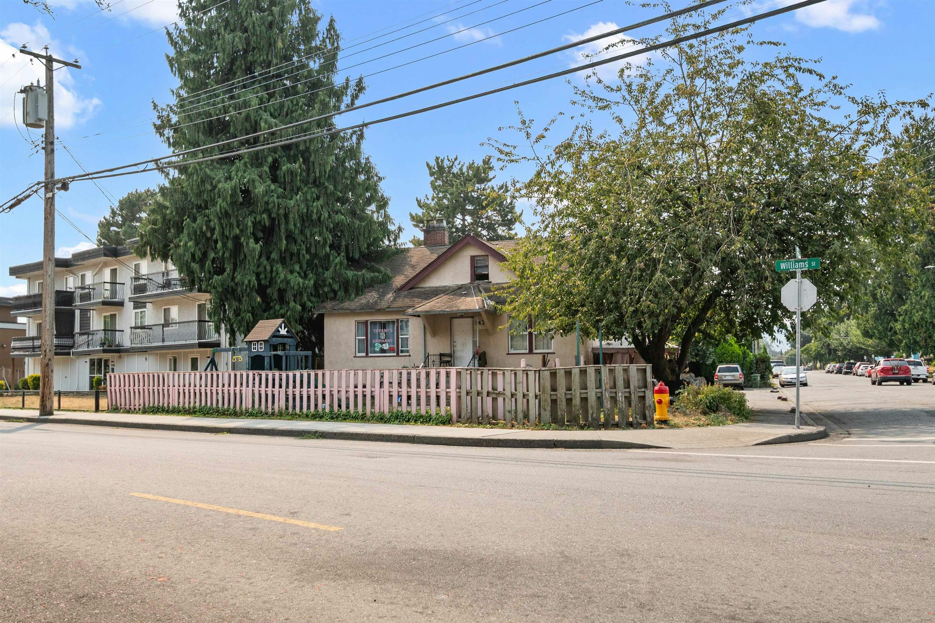 9475 Williams Street - 4