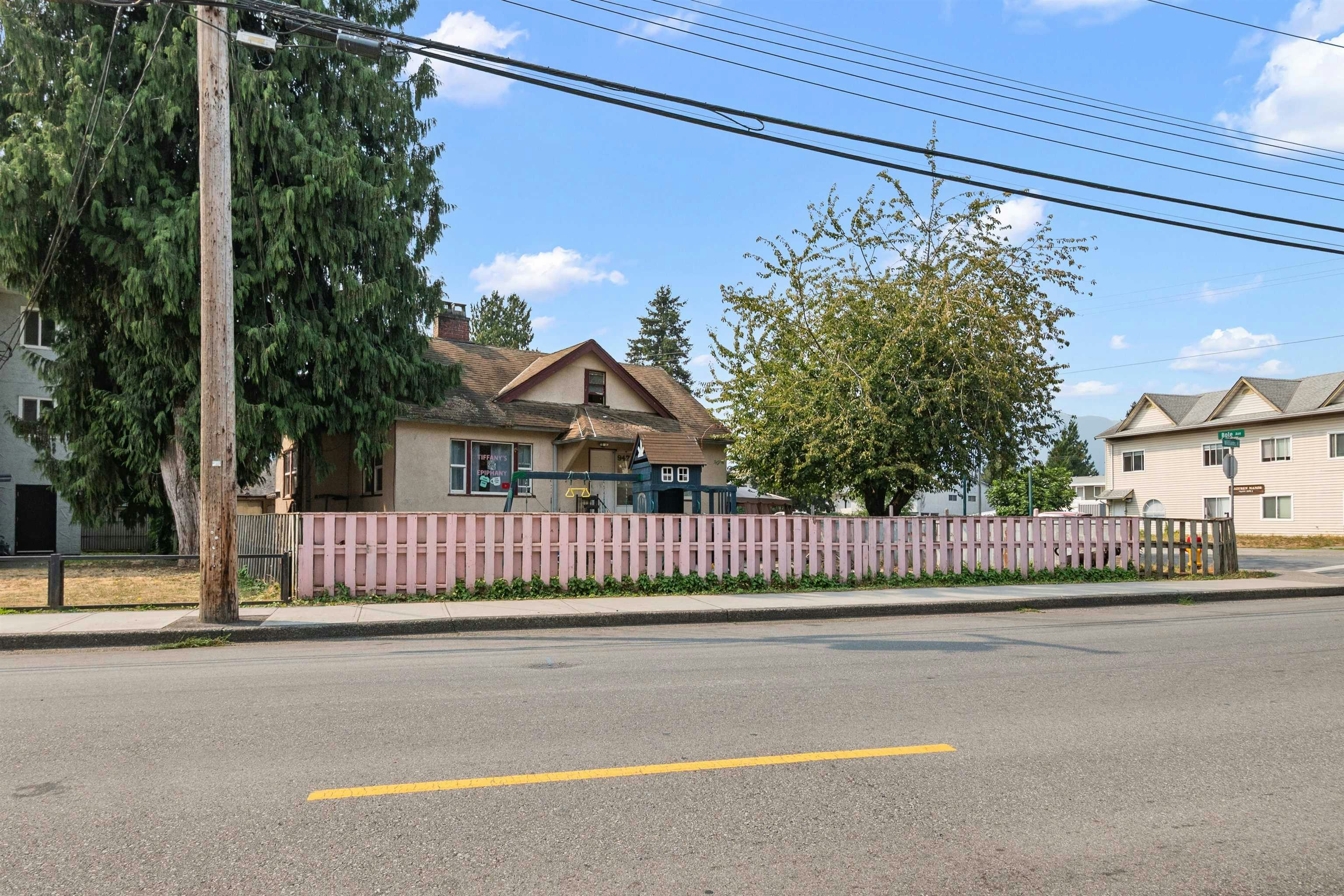 9475 Williams Street, Chilliwack, BC, V2P 5E8