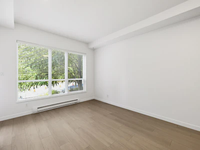 210-6420 194 Street - 5