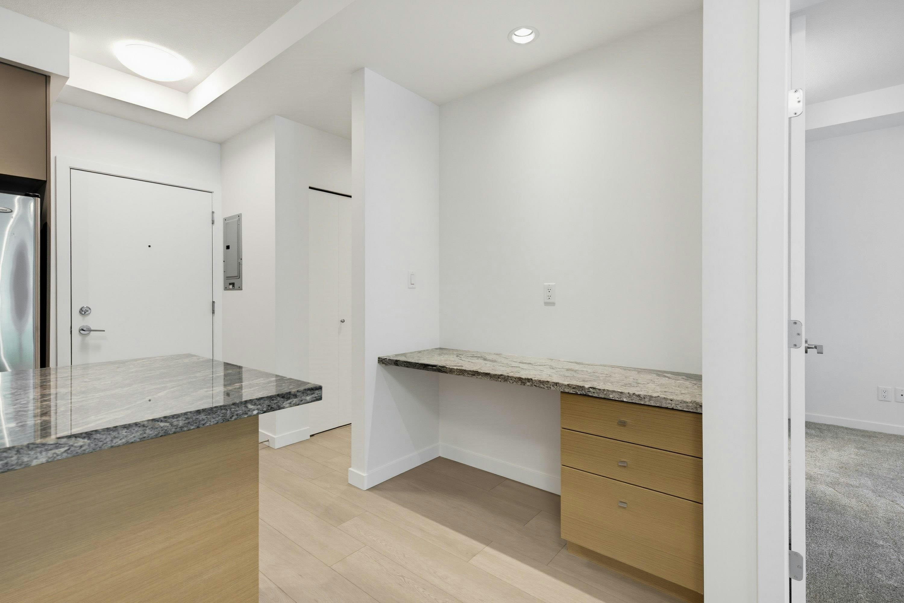 210-6420 194 Street, Surrey, BC, V4N 6J7 - 18