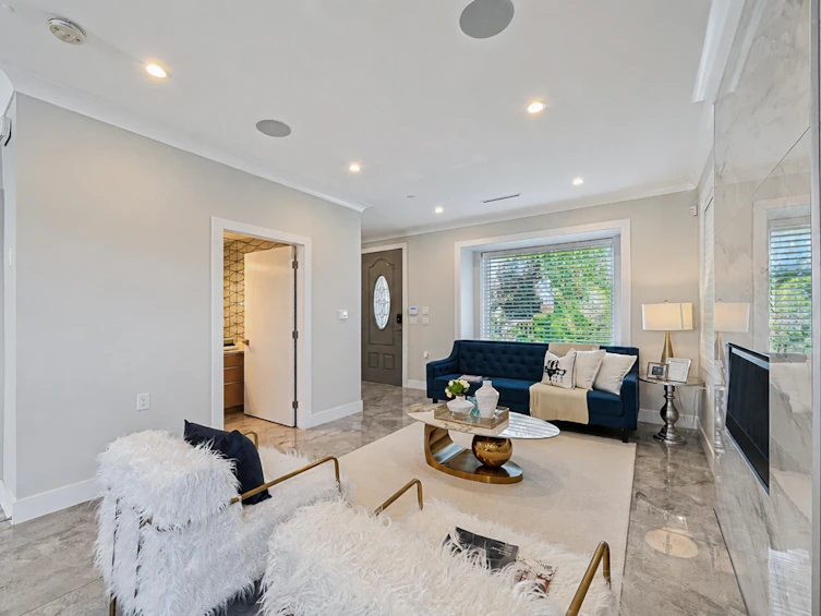 6576 Yew Street, Vancouver, BC, V6P 5V9 - 5