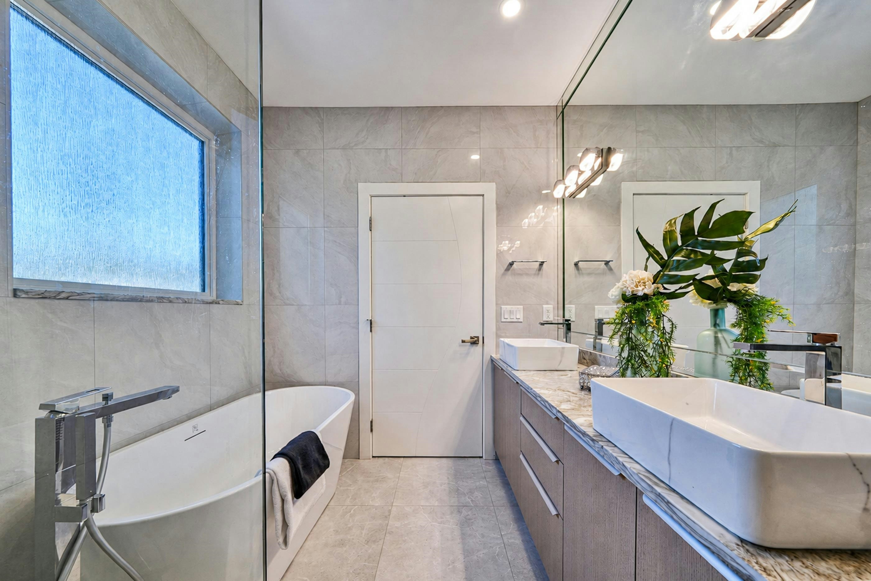 6576 Yew Street, Vancouver, BC, V6P 5V9 - 16