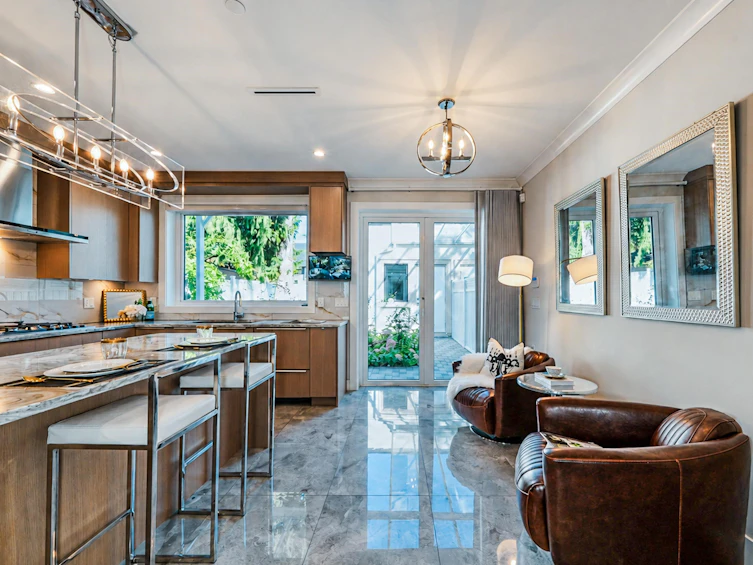 6576 Yew Street, Vancouver, BC, V6P 5V9 - 9