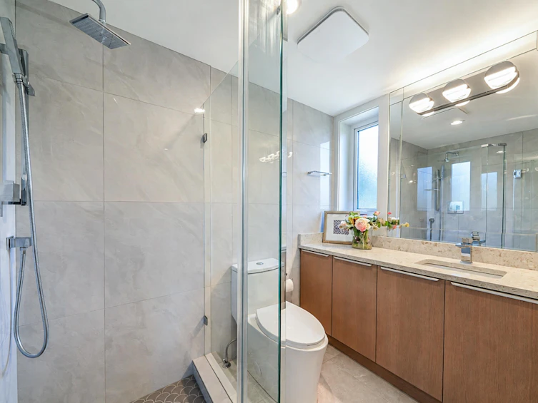 6576 Yew Street, Vancouver, BC, V6P 5V9 - 26