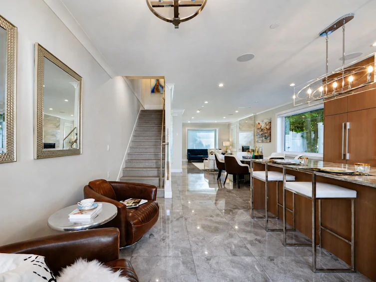 6576 Yew Street, Vancouver, BC, V6P 5V9 - 11