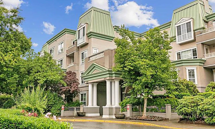 120-2970 Princess Crescent