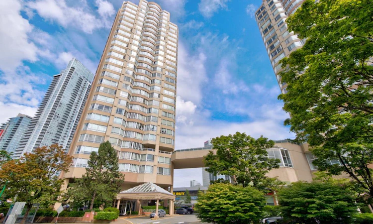 501-6220 Mckay Avenue