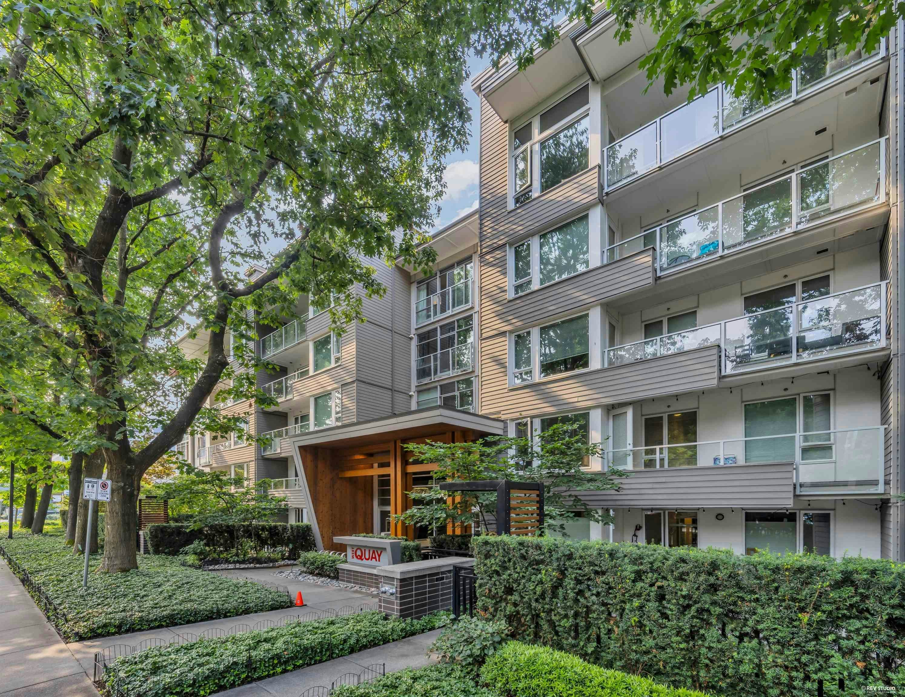 315-255 W 1st Street - 3