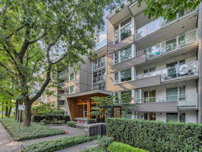 315-255 W 1st Street - 3