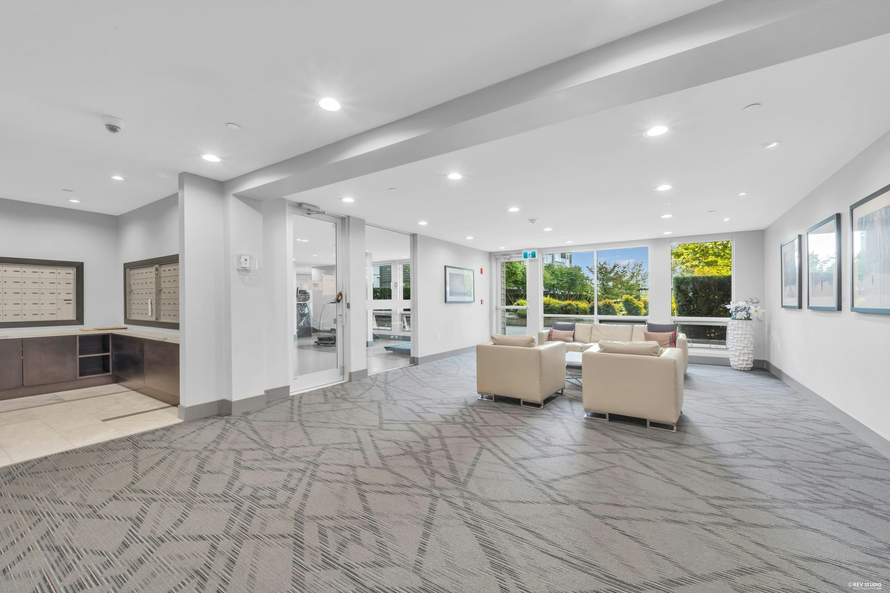 315-255 W 1st Street - 4