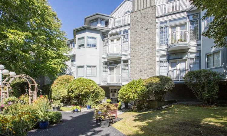 205-7660 Minoru Boulevard