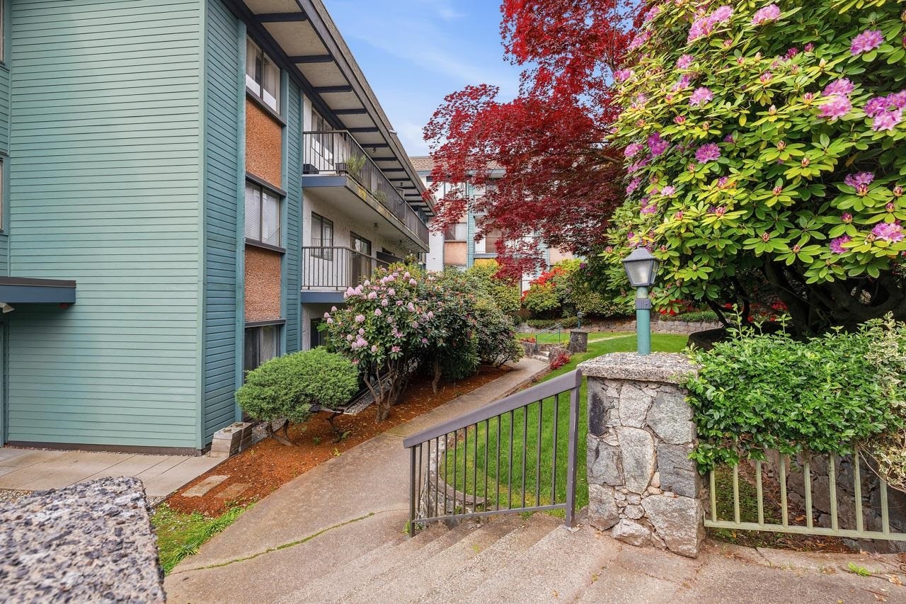 313-5450 Empire Drive, Burnaby, BC, V5B 1N4 - 24