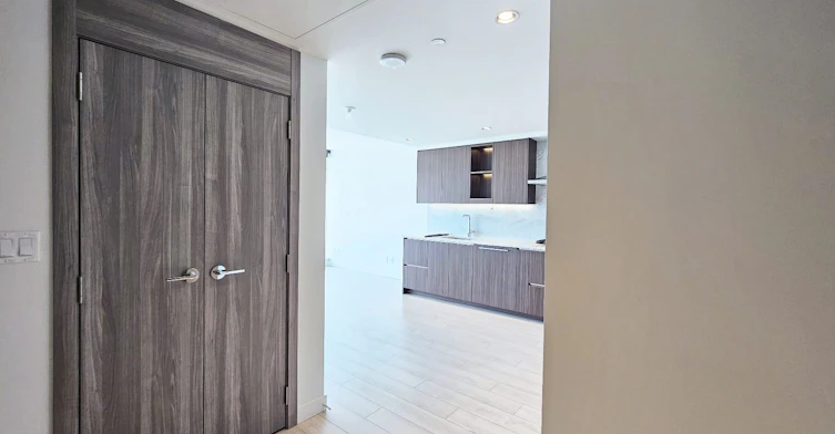 9xx-4730 Lougheed Highway, Burnaby, BC, V5C 0N2 - 2