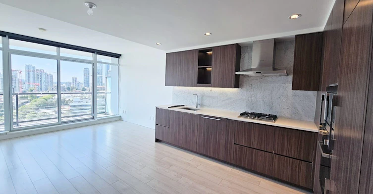 9xx-4730 Lougheed Highway, Burnaby, BC, V5C 0N2 - 4