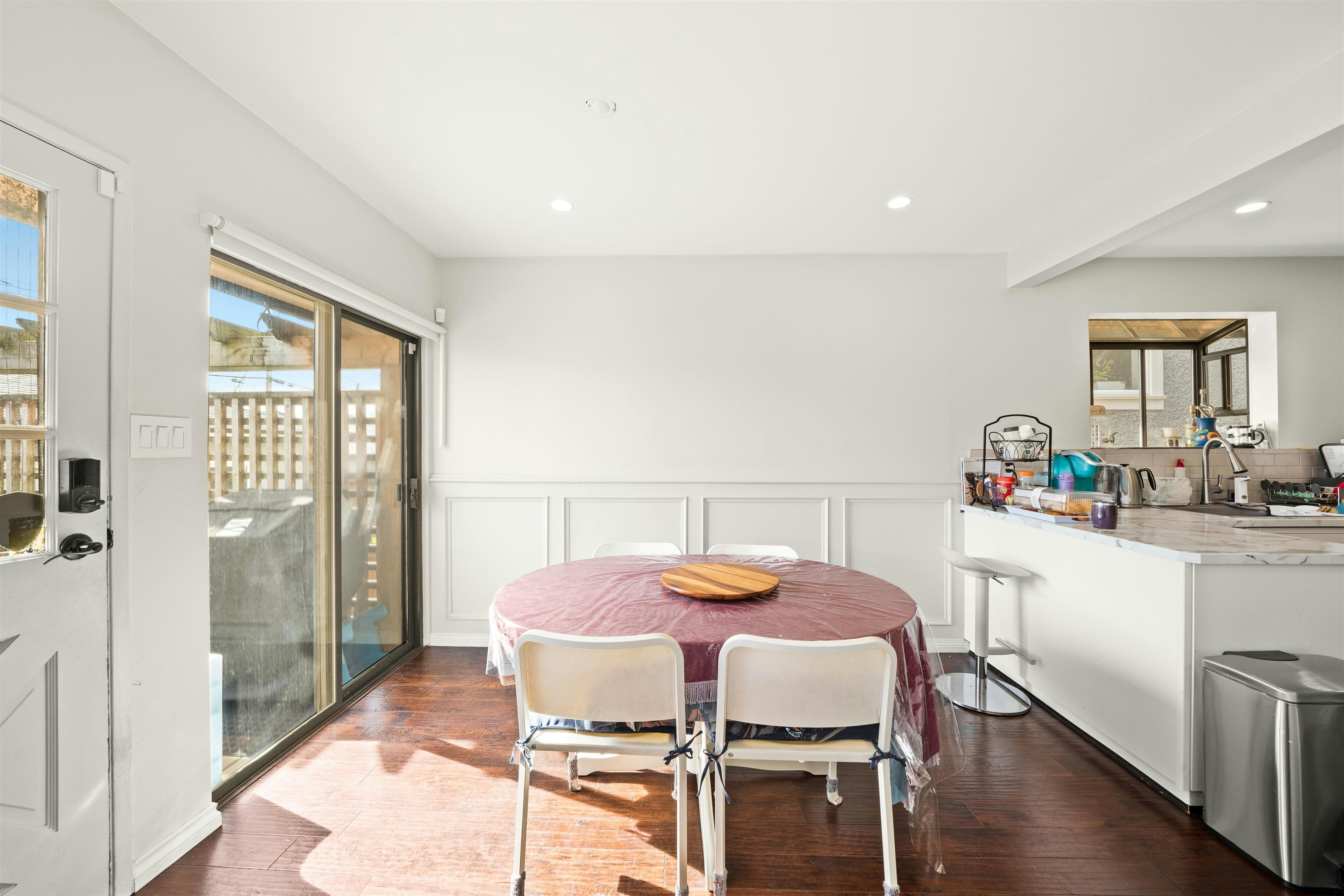 1554 W 65th Ave Avenue, Vancouver, BC, V6P 2R1 - 11