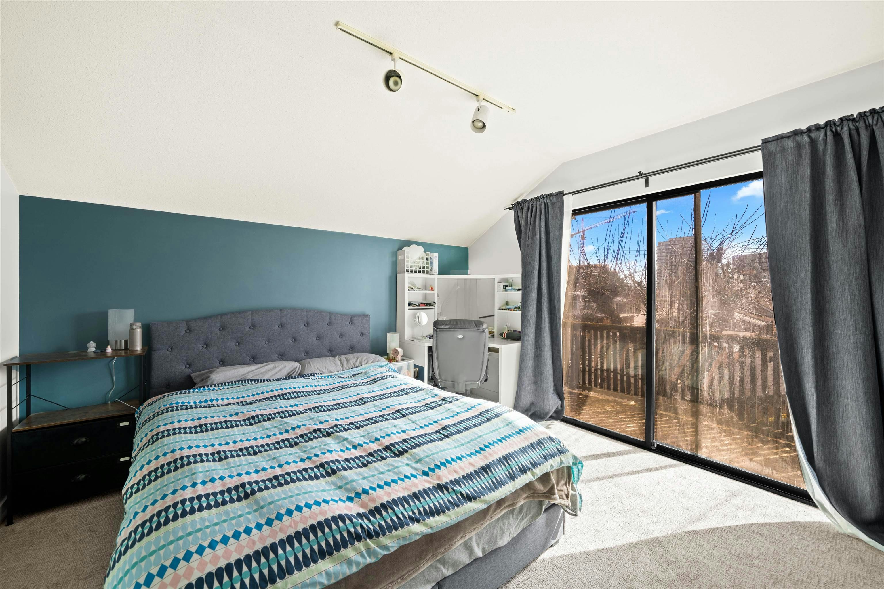 1554 W 65th Ave Avenue, Vancouver, BC, V6P 2R1 - 15