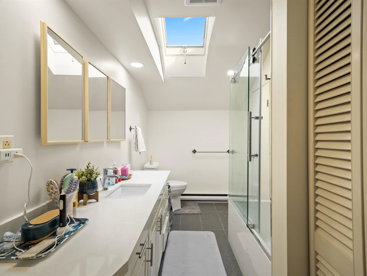 1554 W 65th Ave Avenue, Vancouver, BC, V6P 2R1 - 20