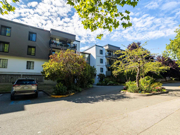 108-8860 No. 1 Road, Richmond, BC, V7C 4C2 - 37