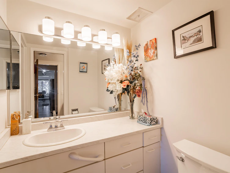 108-8860 No. 1 Road, Richmond, BC, V7C 4C2 - 21